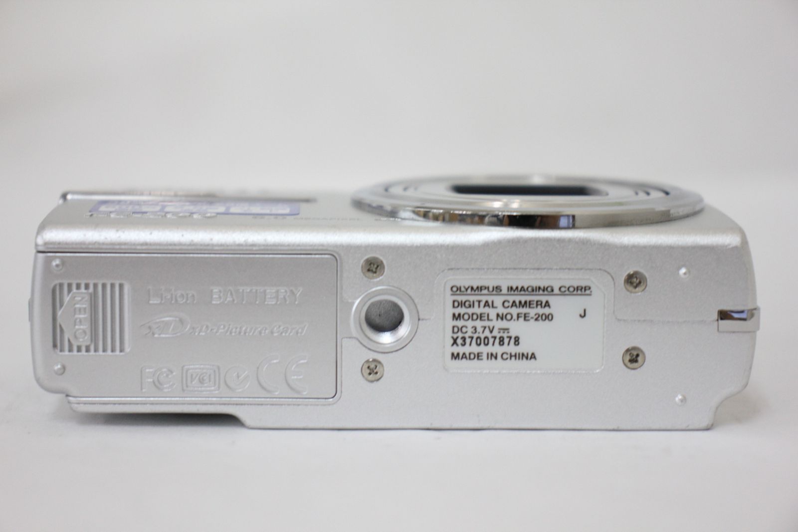 オリンパス FE-200 5x　コンパクト デジタルカメラ　充電器 付属品付き 81XdtjcAN1L._UF350,350_QL50_.jpg
