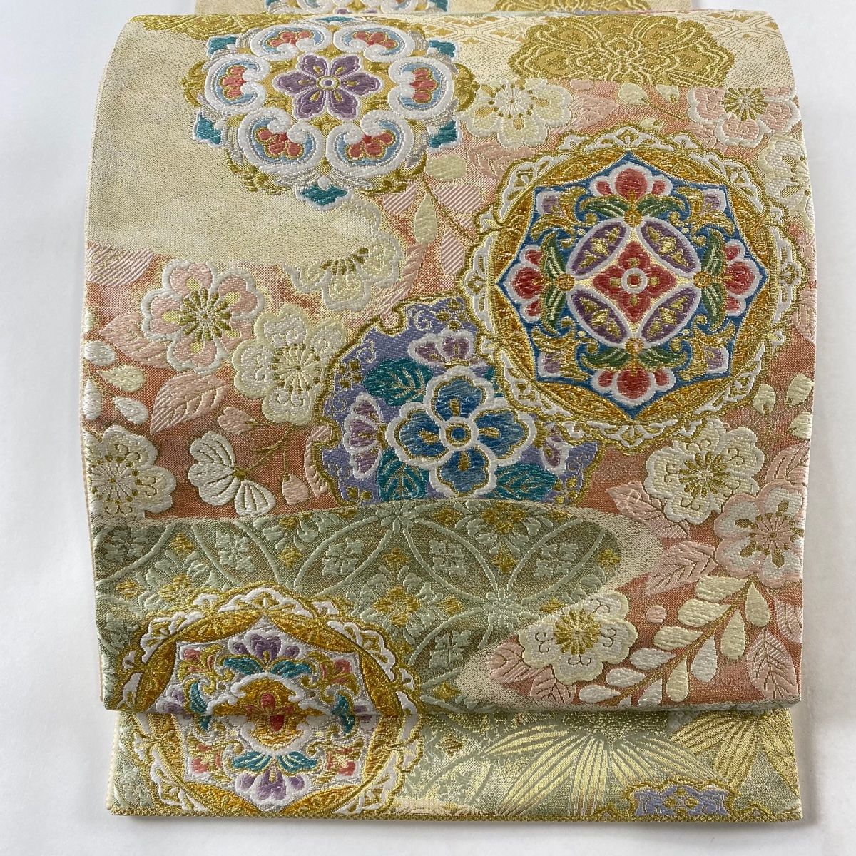 袋帯 美品 名品 華文 草花 唐織 箔 金色 六通 正絹 【中古】 - メルカリ