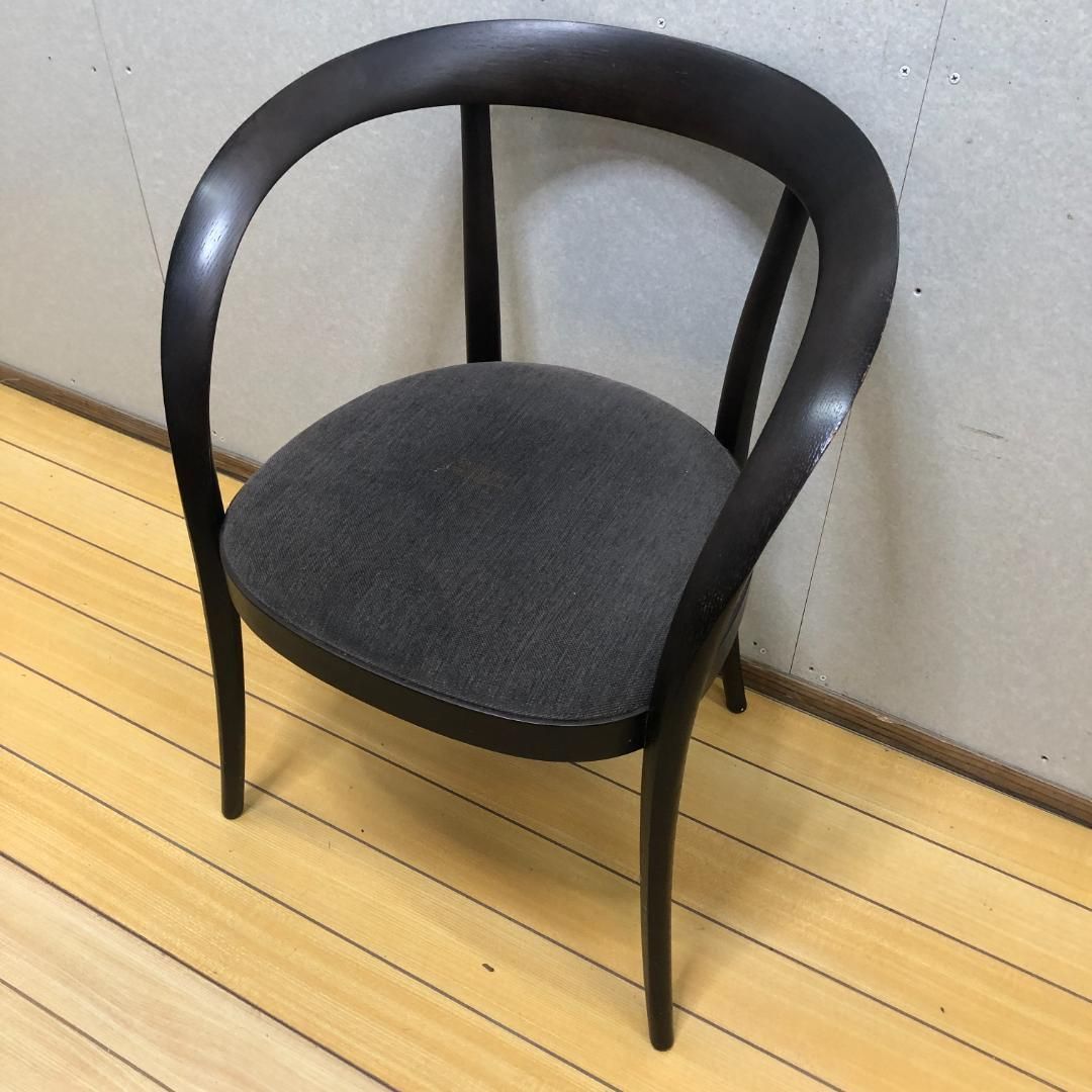 arflex アルフレックス OMEGA オメガ チェア ダイニングチェア 椅子 曲木デザイン インテリア 北欧 モダン 家具 ブランド 251016-1 MARWIL-DEMENAGEMENTS_CH