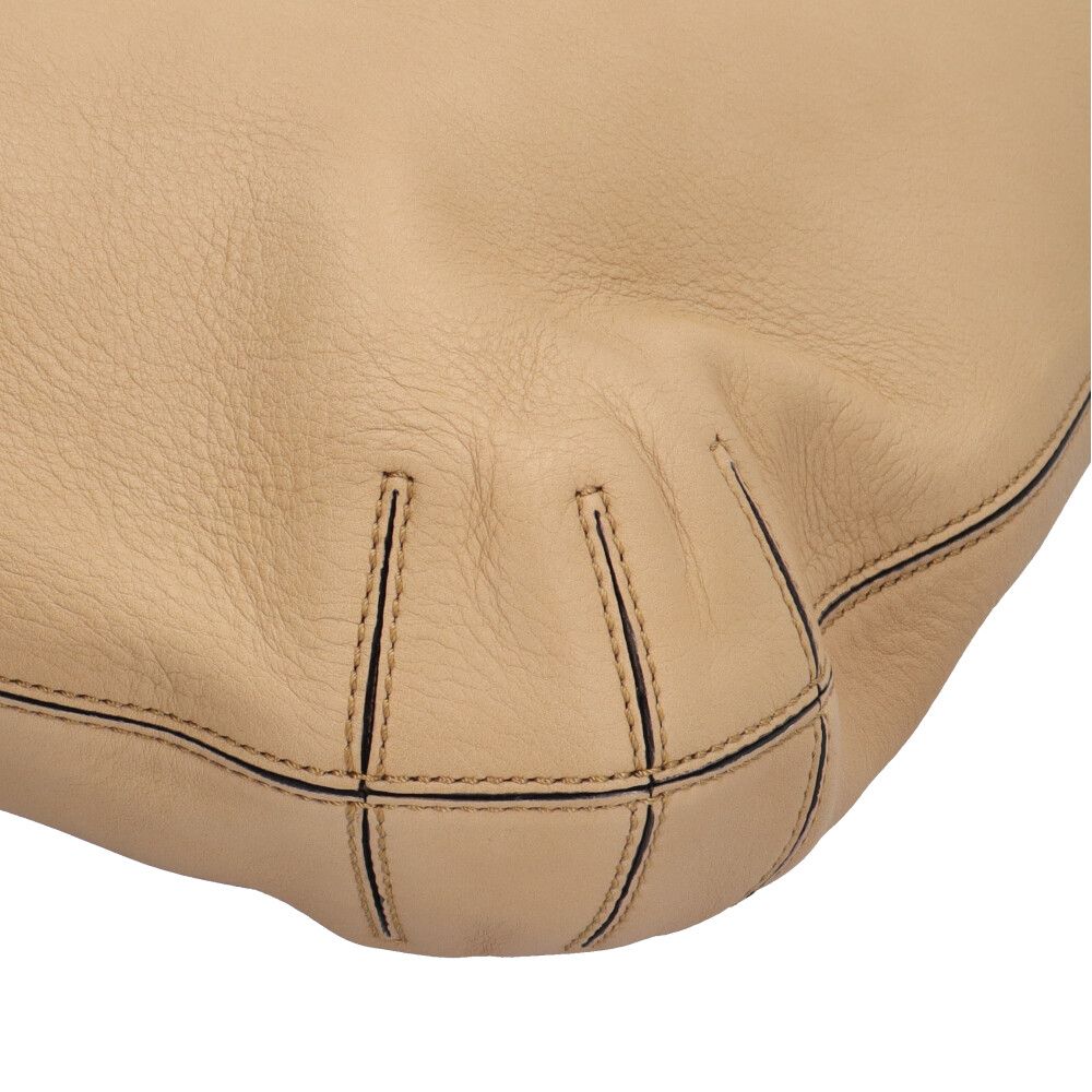 フェンディ ペカン ショルダーバッグ レザー 8BN237-A9E ブラウン  