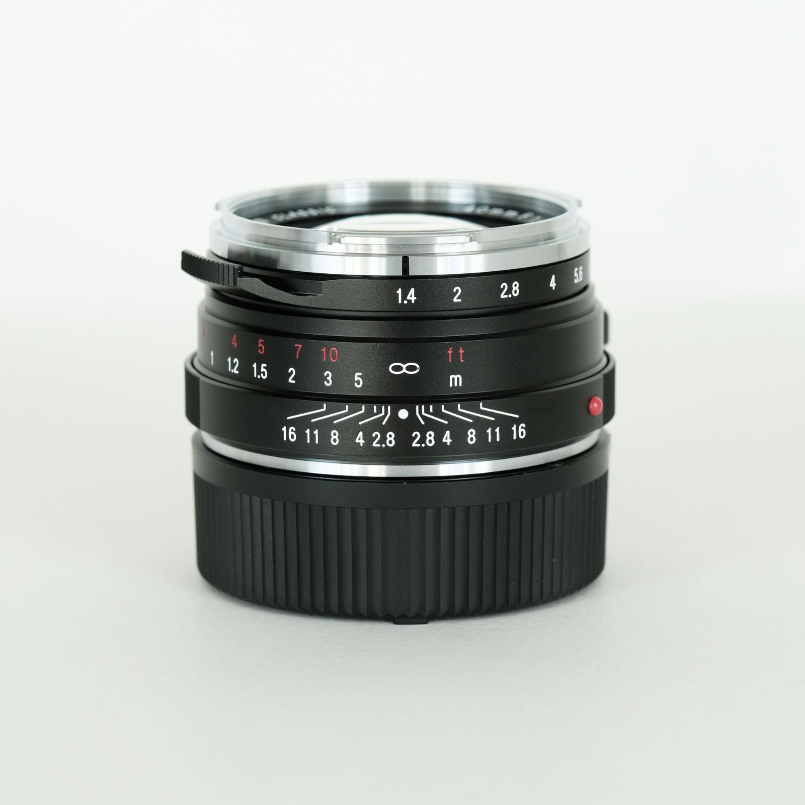40mm F1.4