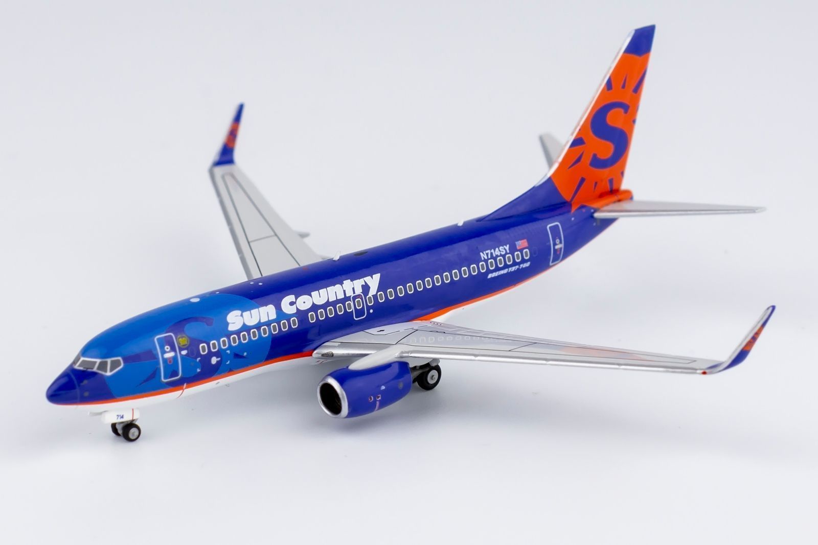 737-700