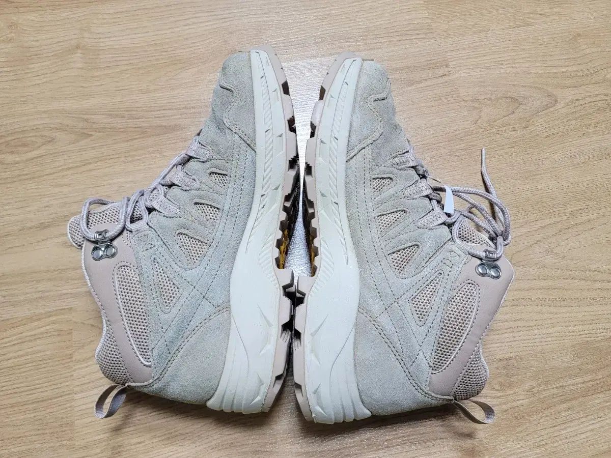 NEPA ネパ カンネート トラクション GORE-TEX ゴアテックス 登山靴 250 255 OLIVEOS_COM_TR