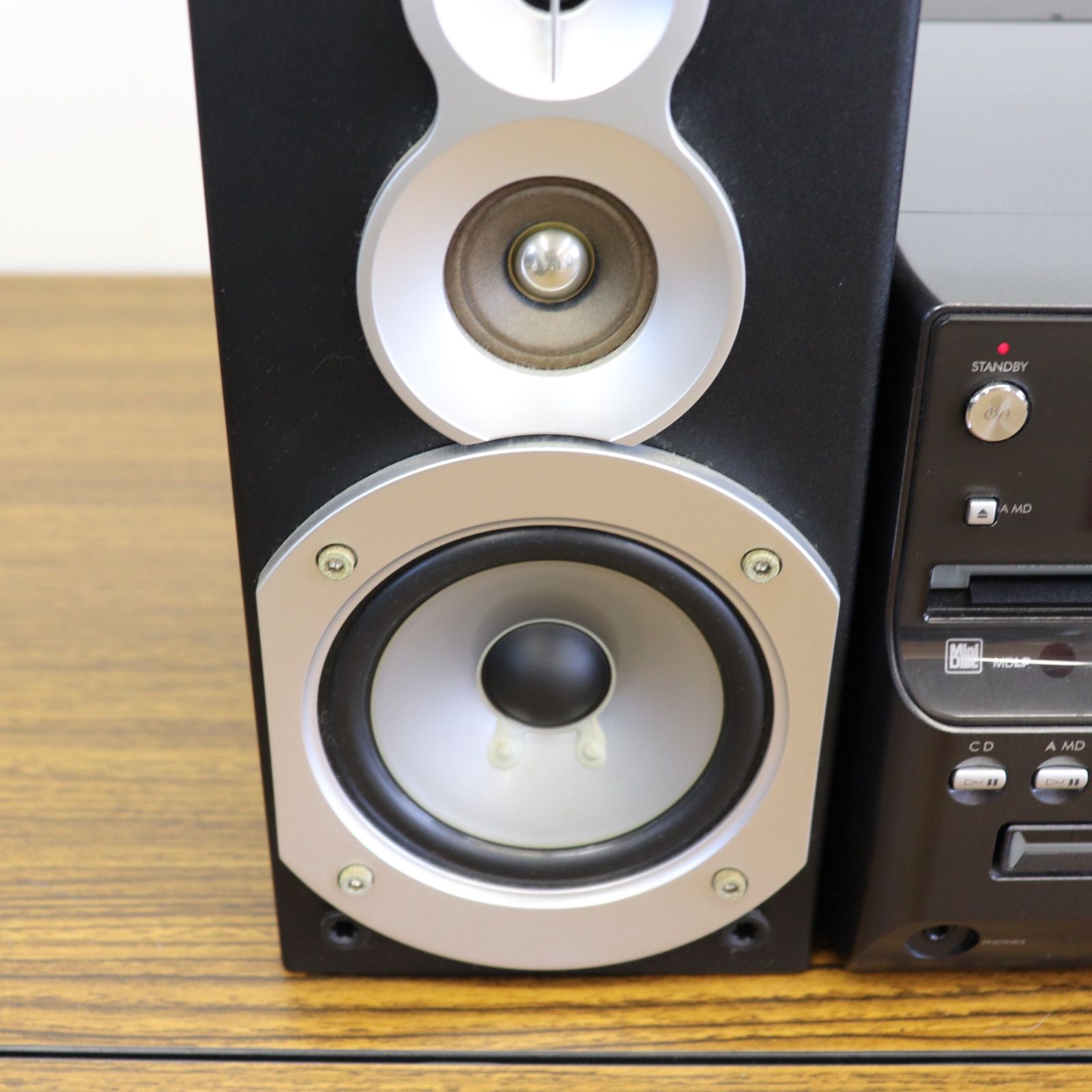美品】Victor ビクター CD/MDコンポ CA-UXW500-B スピーカー 黒