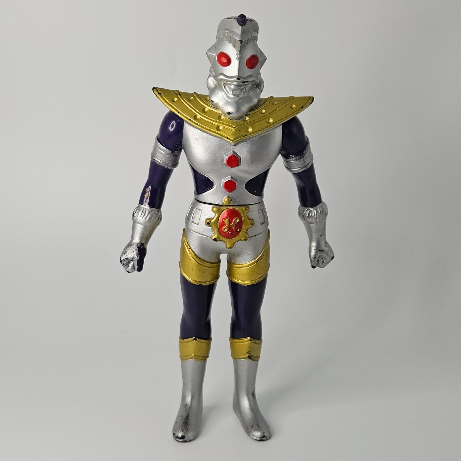 シン・ウルトラマン」700体限定 JALカラーまとったフィギュアに