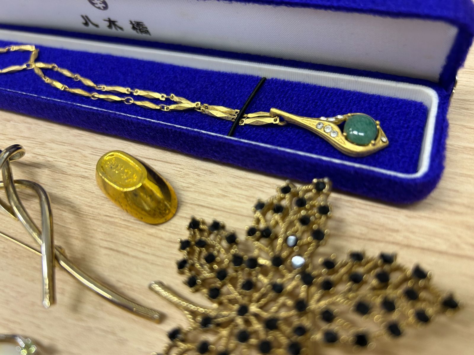 【遺品整理】アクセサリー、ジュエリーまとめ売り アクセサリー 大量 まとめ売り 遺品整理 - メルカリ