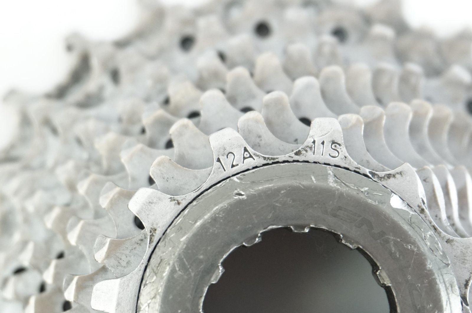 campagnoloカンパニョーロ スプロケット ロードバイク 12-25T 楽天市場】カンパニョーロ スプロケット 12－25t 10sの通販