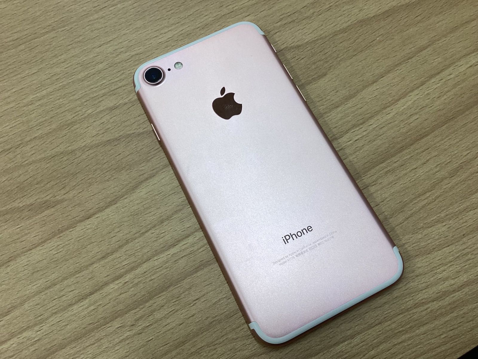スマートフォン本体 Apple - iphone7 O321 Apple iPhone7 本体 128GB SIMロック解除済み・初期化済み