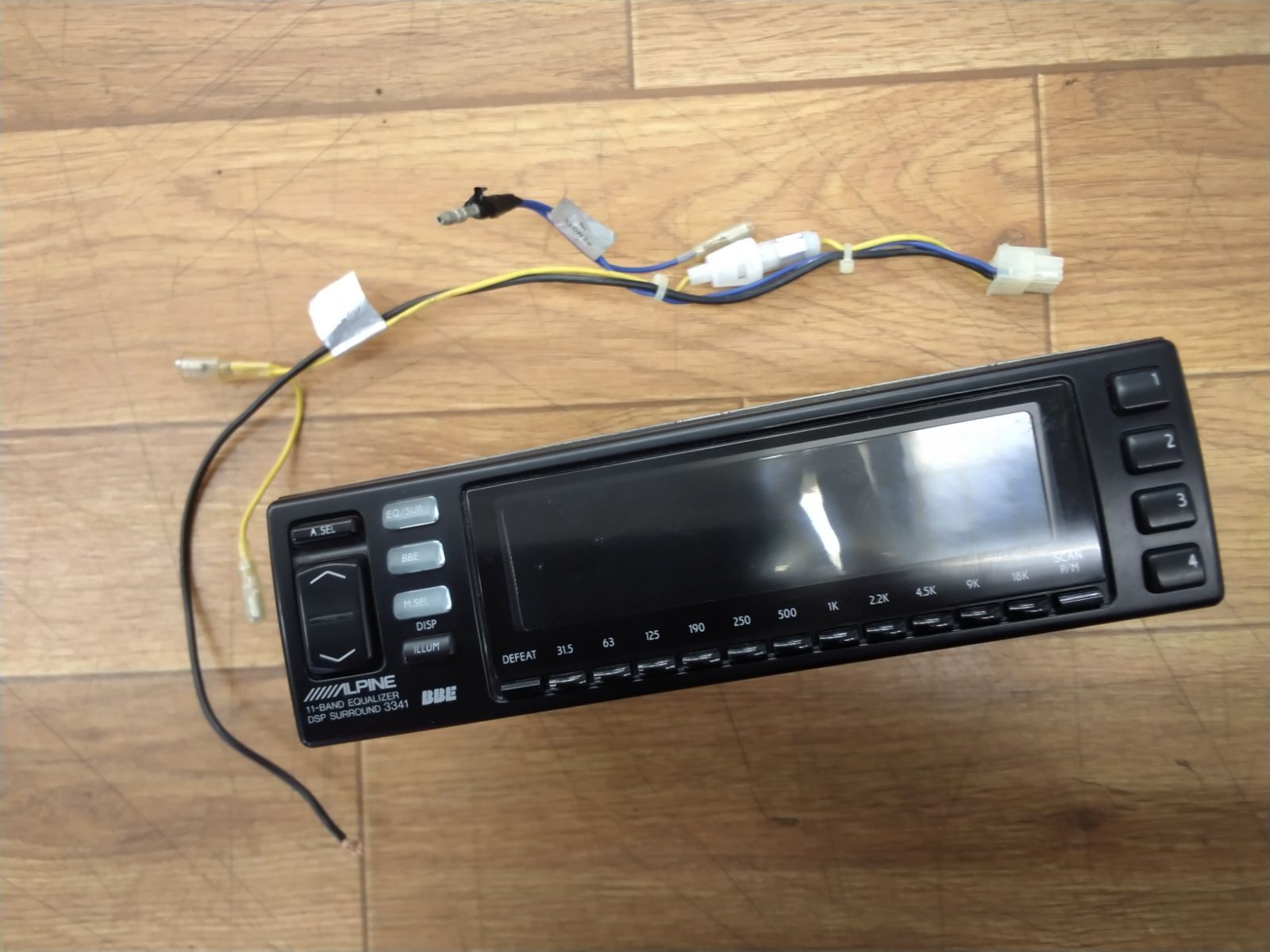 ジャンク品 ALPINE 3341 グラフィックイコライザー アルパイン