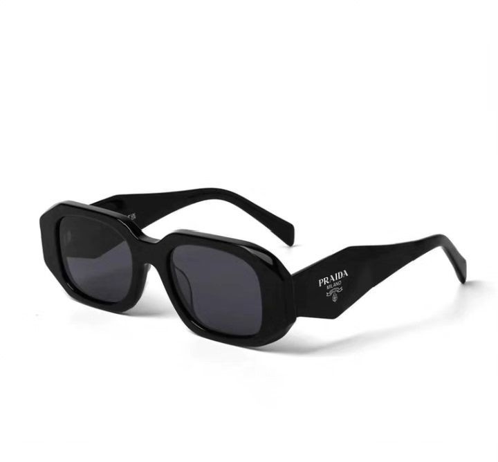割引発見 PRADA 新品 サングラス メルカリ - 小物