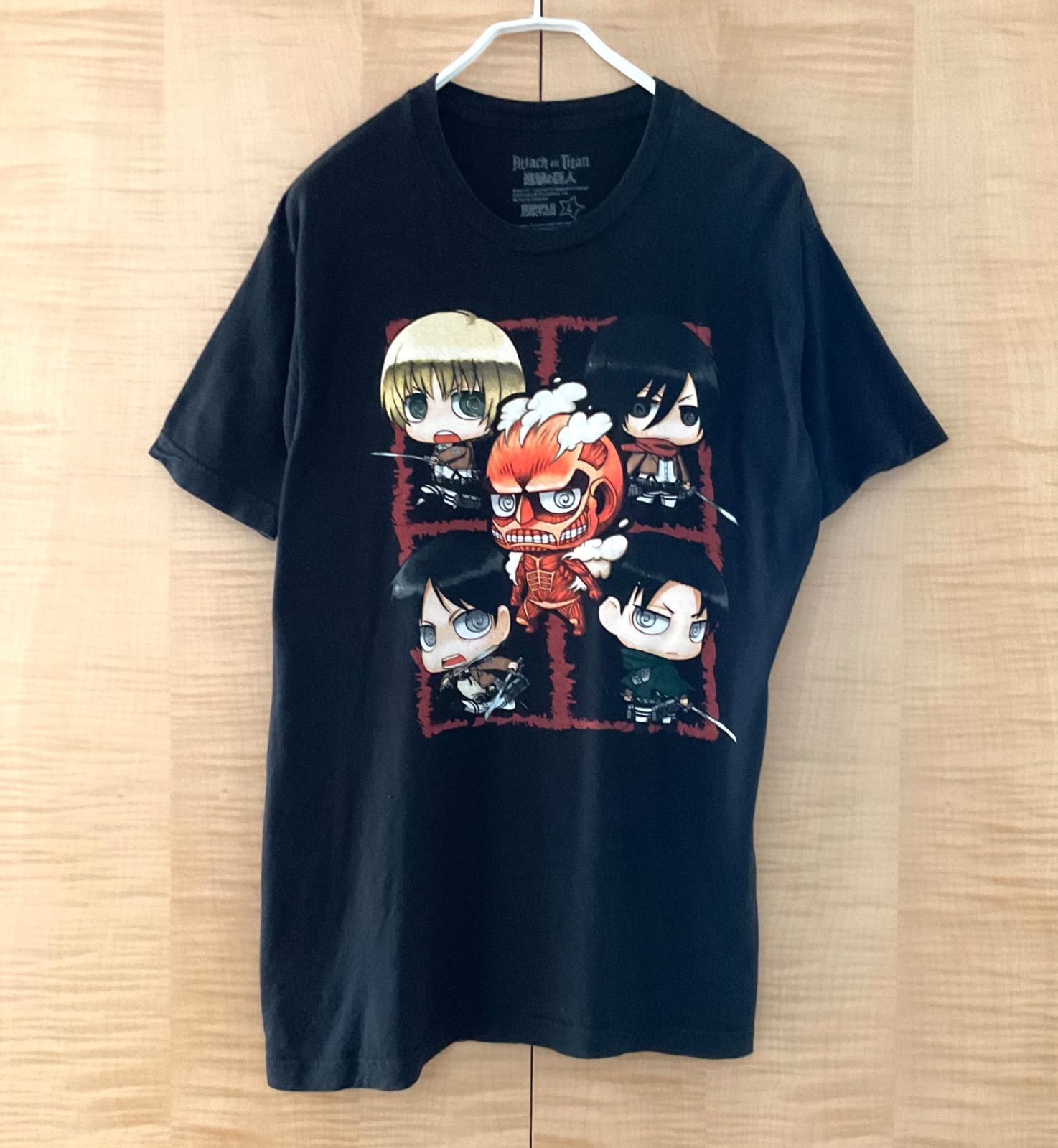 US古着 進撃の巨人 デフォルメキャラ アニメ ビッグプリント半袖tシャツ黒L