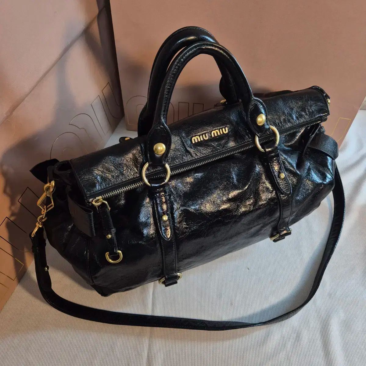 MIU MIU ミュウミュウ ヴィテロ シャイン サッチェルバッグ