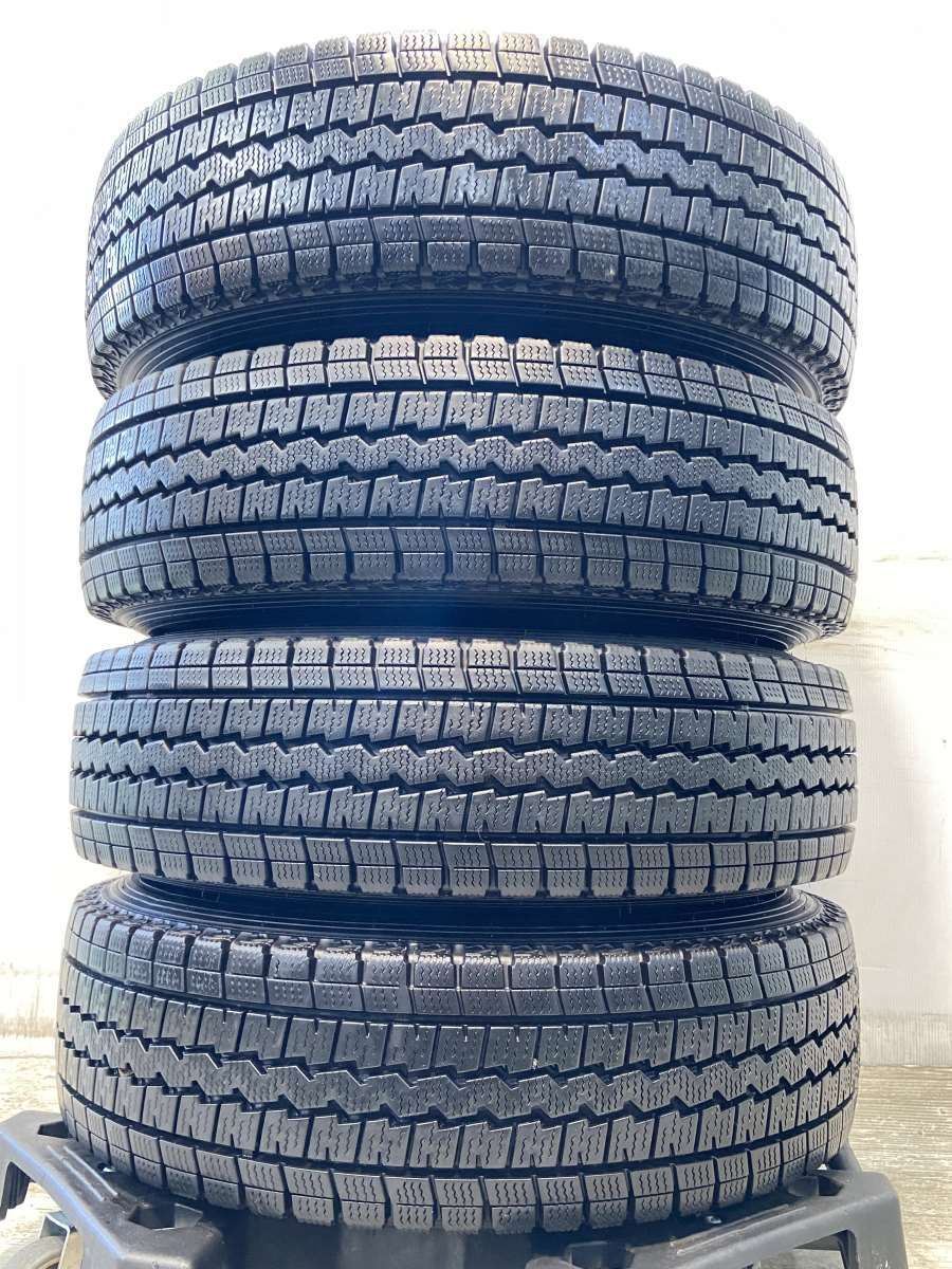 165R13 8PR ダンロップ ウィンターマックス SV01 VIOLENTO 13x5