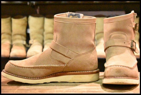9E 黒タグ Chippewa チペワ 97875 ショートモックエンジニア サンドスエード ベージュ ラフアウト プルオン ブーツ HOPESMORE FD020