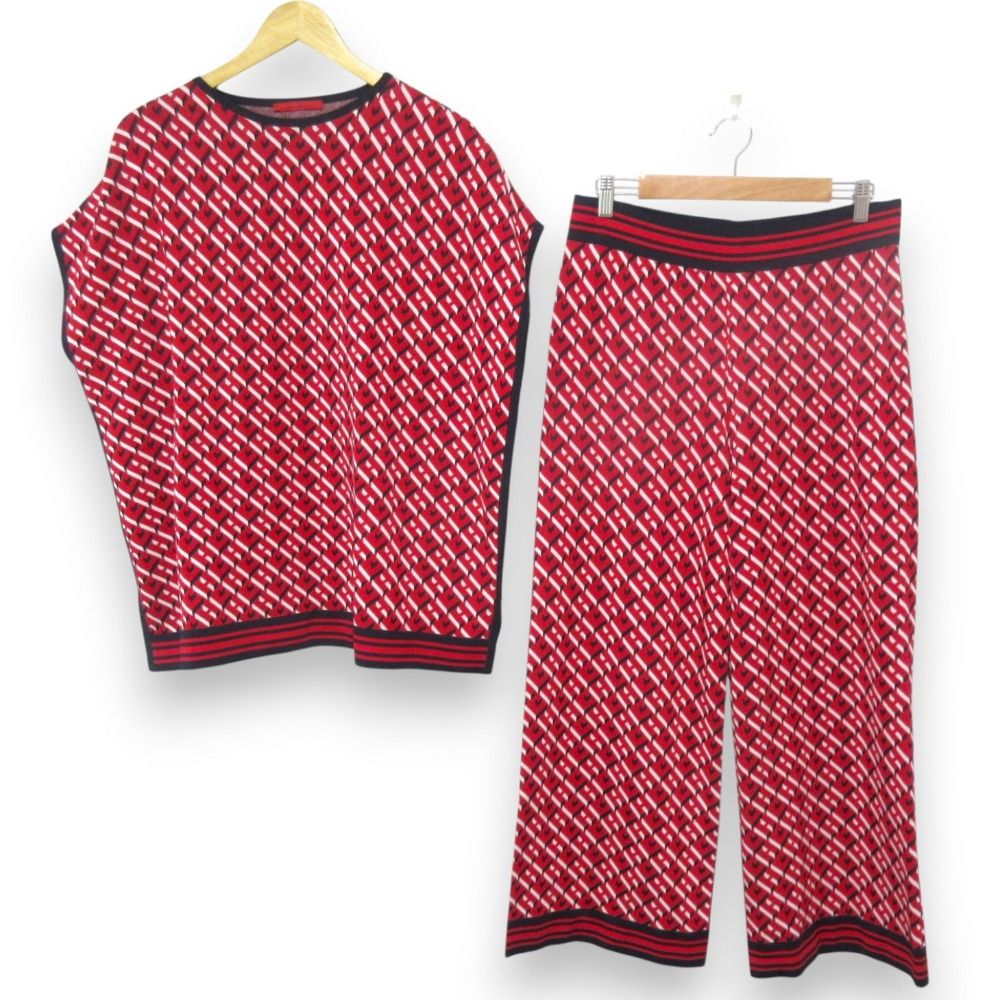 CAROLINA HERRERA キャロライナヘレラ 3Dロゴ ジャガード ニット パンツ セットアップ サイズM S レッド×ネイビー レディース 古着