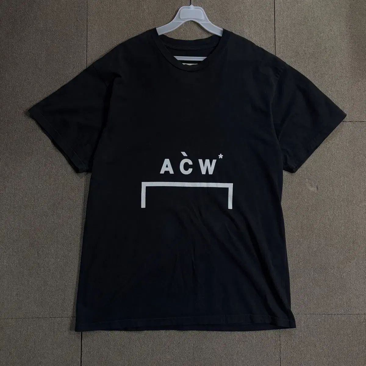 A COLD WALL(ア コールド ウォール) ロゴ 半袖Tシャツ L - メルカリ