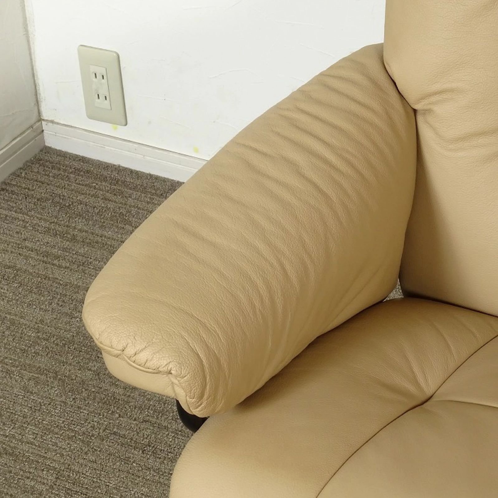 リクライニングチェア