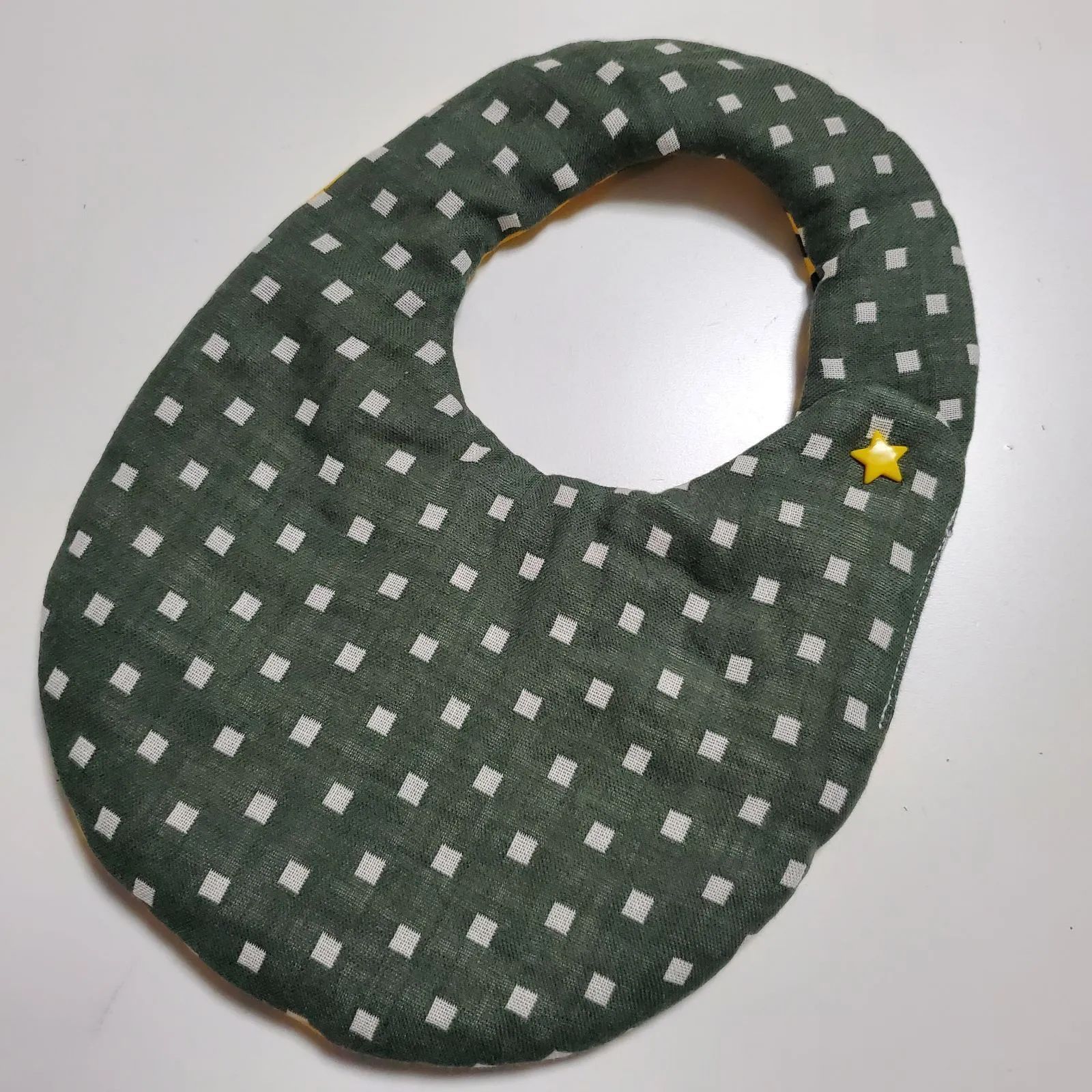 soldout】ふわふわリバーシブルスタイ♪ハンドメイド 【soldout