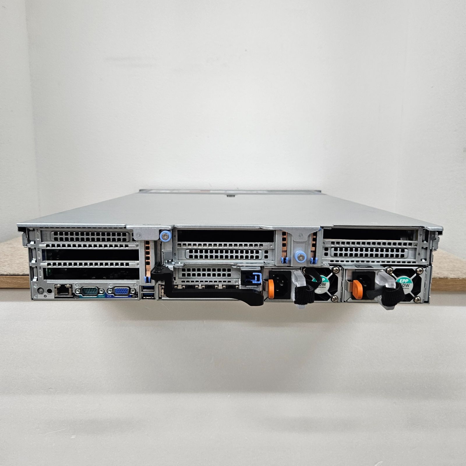 Dell PowerEdge R740 16Bay SFF Intel Xeon G 6154 2CPU 36Core 256GBメモリ Dell HDD SAS 600GB 300GB H740P VETTDRUCK_DE