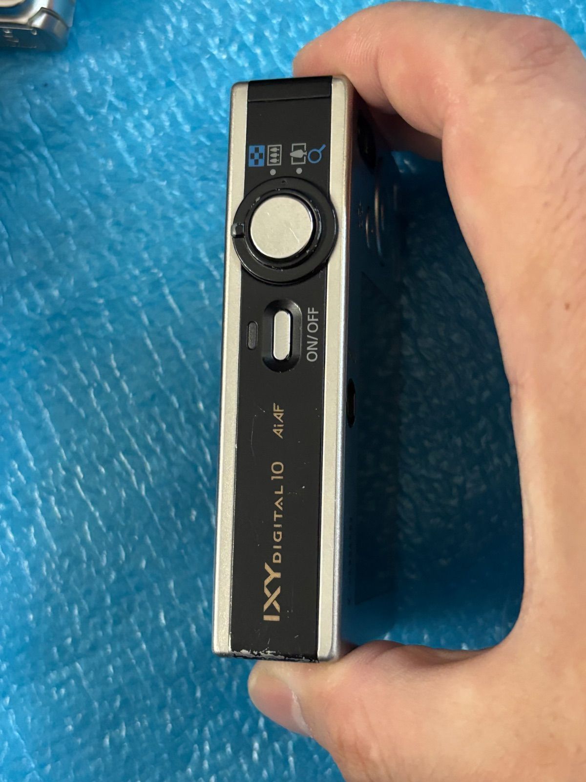 IXY10