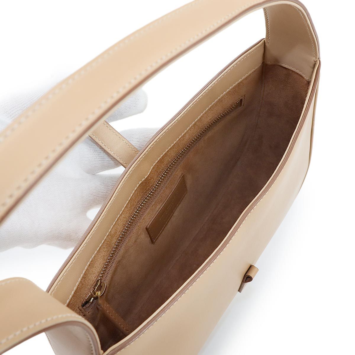 サンローラン SAINT