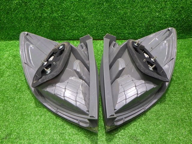 フィット ハイブリッド テール左右 GP1 前期 P9883 ホンダ LED玉切れ無し 250926047 FFCRYSTALESIA_COM