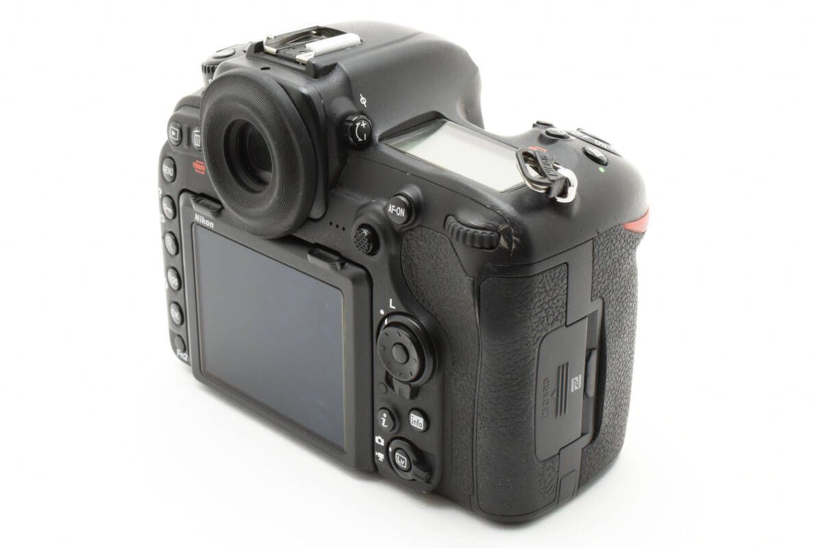 ☆ ニコン NIKON D500 ボディ デジタル一眼レフカメラ ☆ L488#5267