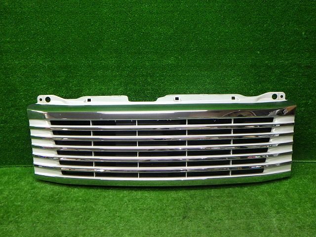 スズキ ワゴンRスティングレー MH22S ボンネットフード ボンネットスポイラー？付いてます Z7Tパールホワイト 中古品  スズキ ワゴンR H29.2～ MH35S MH55S MH85S MH95S ボンネット フード