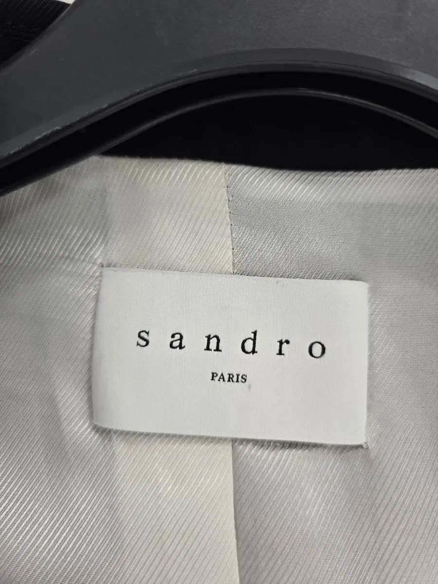 サンドロ Sandro