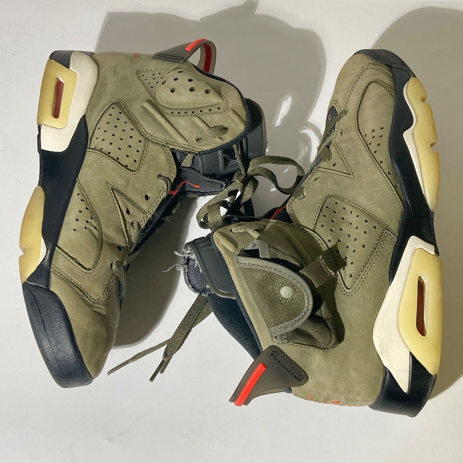 中古　トラヴィススコット エアジョーダン6 レトロ \"ミディアム オリーブ\" AIR JORDAN 6 RETRO SP - スニーカーショップSKIT