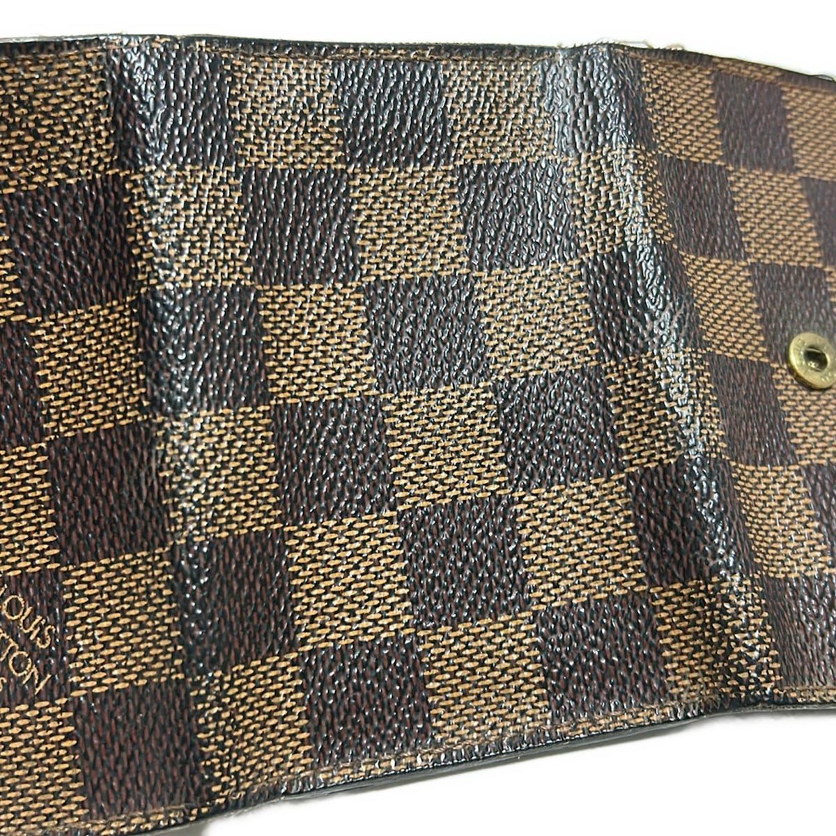 VUITTON