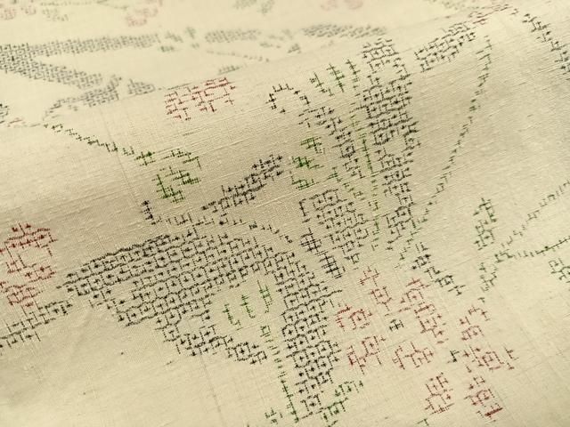 平和屋着物○本場結城紬 重要無形文化財 100亀甲 花蝶文 正絹