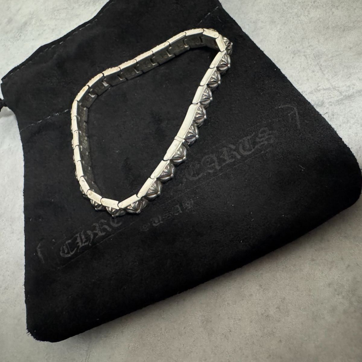 Chrome Hearts PYRAMID PLS LNK 1/4 - メルカリ