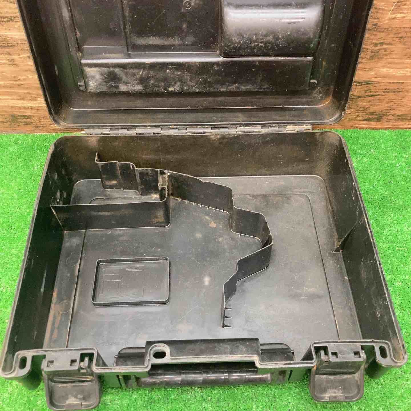 コードレスインパクトドライバー