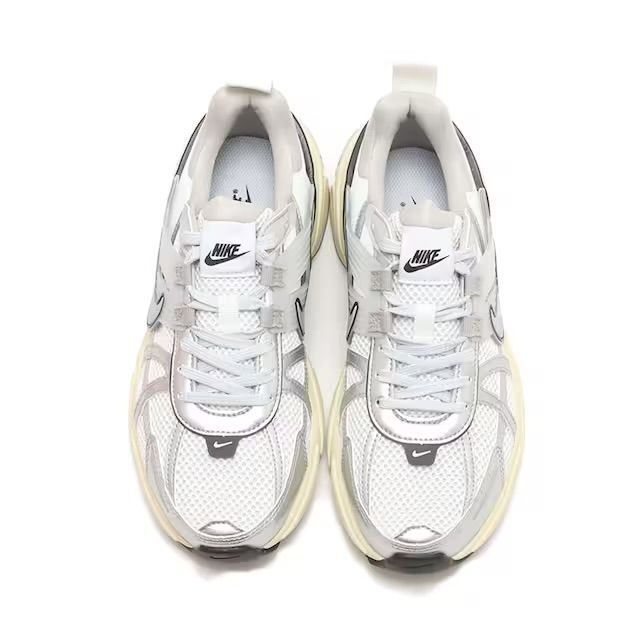 即日発送 NIKE V2K RUN ナイキ ウィメンズ ラン FD0736-100