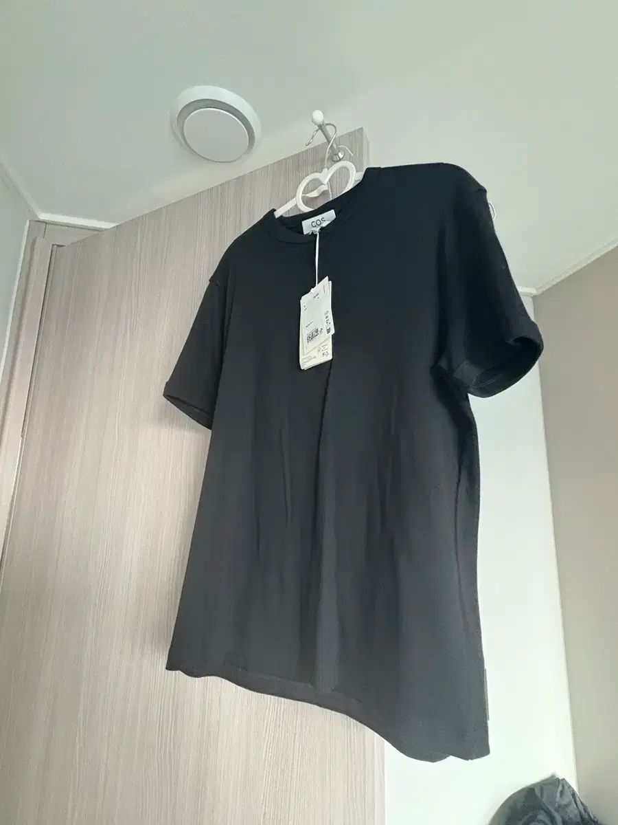 Cos COS(コス) スリム リブ付き Tシャツ xl 新品