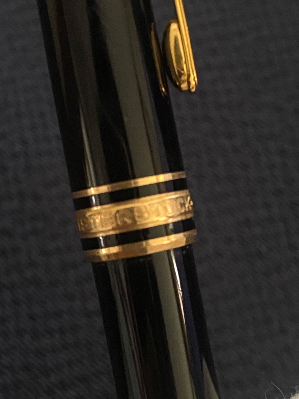 極美品｜モンブラン 7569 マイスター シュテュック ル・ブラン プラチナライン ボールペン χI206 定価69,300円極美品MONTBLANC モンブラン マイスターシュテュック プラチナ クラシック ボールペン ホワイトスター ブラック⁄シルバー