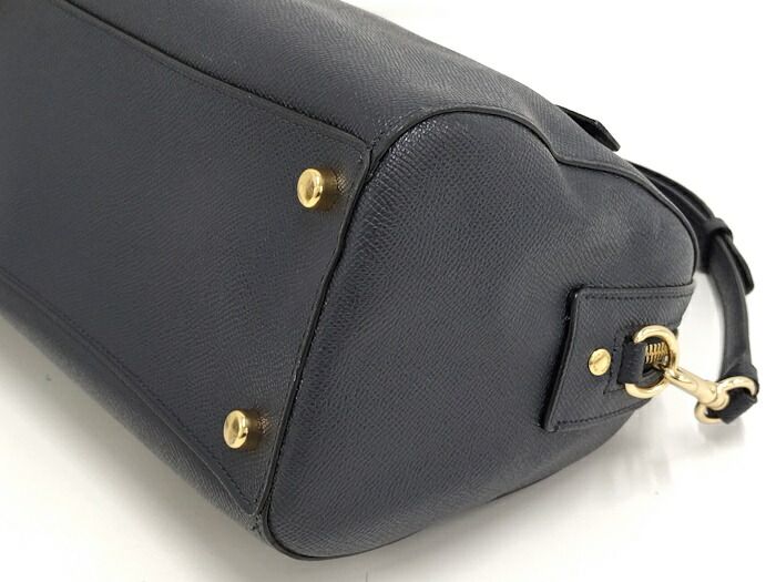 ハンドバッグ レザー