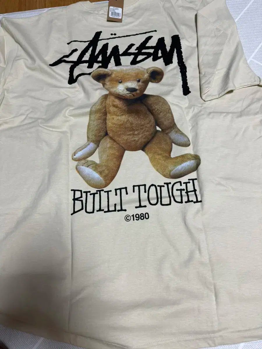 【雷市場（ポンジャン）商品韓国直送】STUSSY(ステューシー) テディベア 半袖 Tシャツ