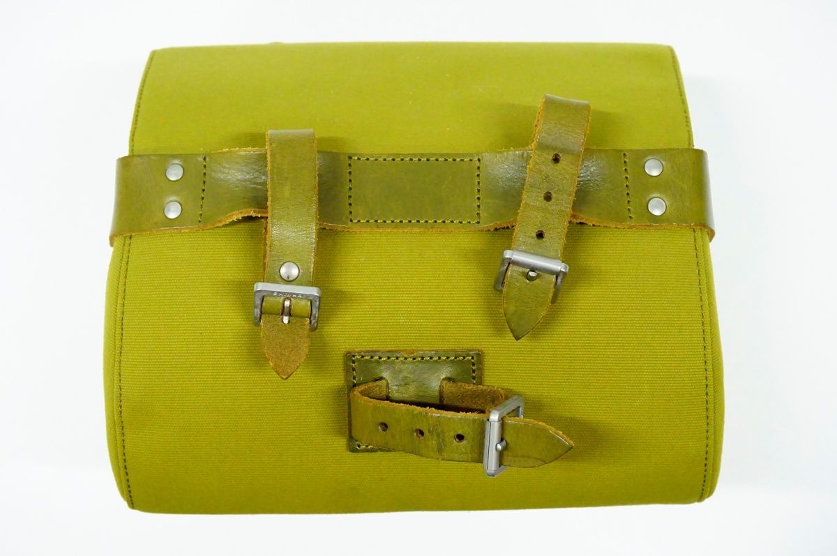 BROOKS ブルックス