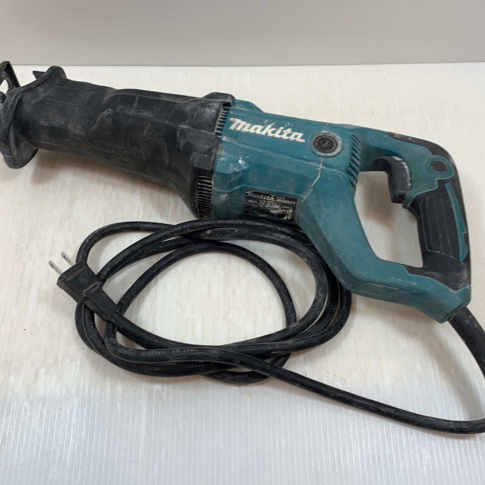 JR3051T