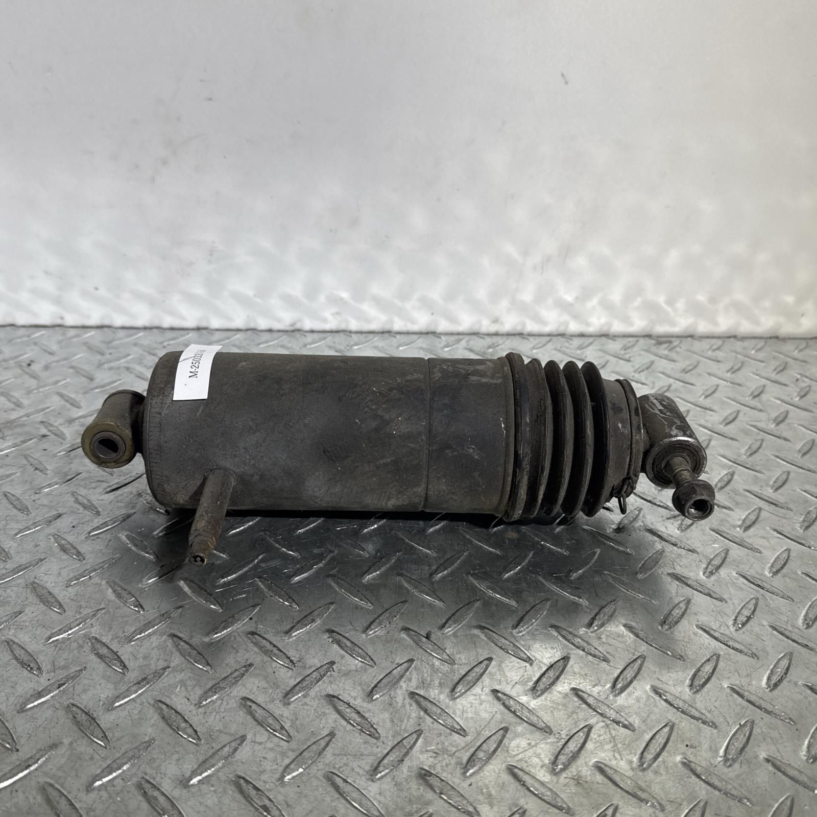 ズーマー 等に！ ratkoubou製 GY6 リアショックブラケット