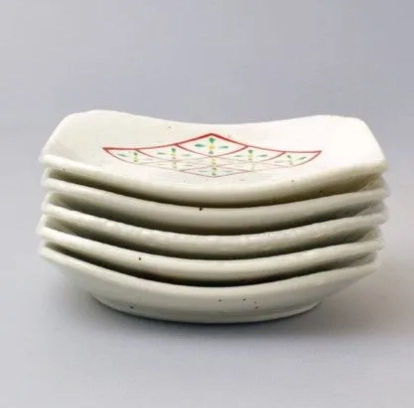 レア❣️小皿 ふきよせ 松雲作 絵変り 五枚 共箱 時限SALE》美濃焼 懐石赤絵角小皿 5柄組 ○2711353U - メルカリ