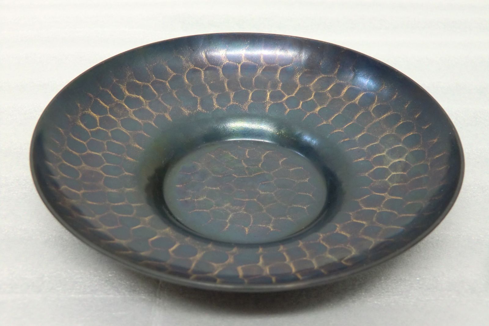 鎚起銅器　玉川堂造　鎚目打　銅老托子　茶托　五客　共箱　C　4551 鎚起銅器 玉川堂造 鎚目打 銅老托子 茶托 五客 共箱 C 4551