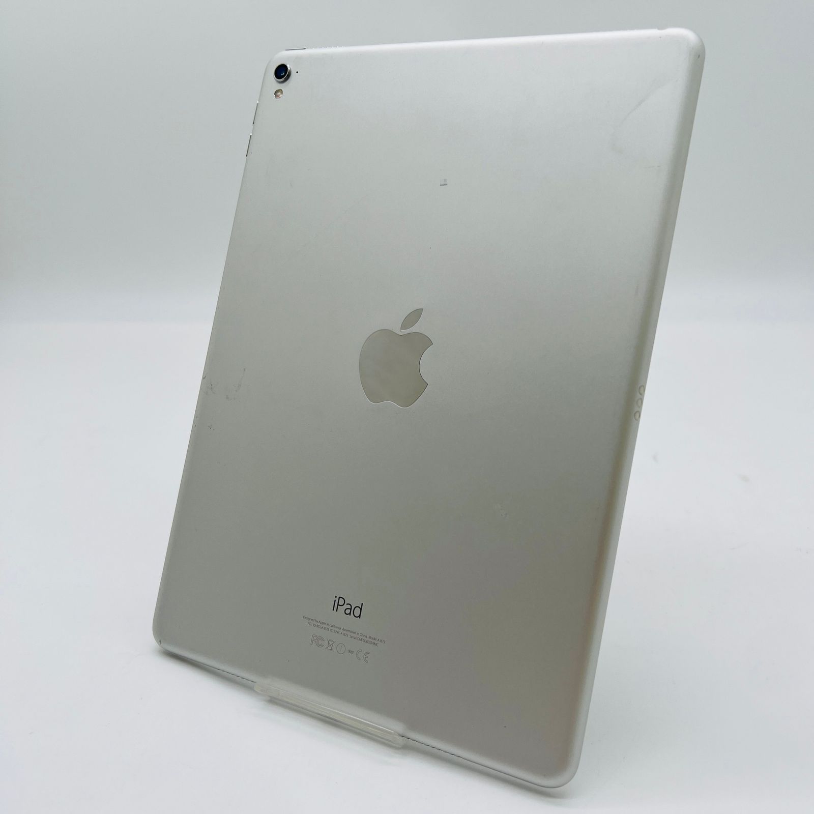 Apple iPad Pro 9.7インチ Wi-Fiモデル 32GB MLMP2J|A シルバー 動作 済み