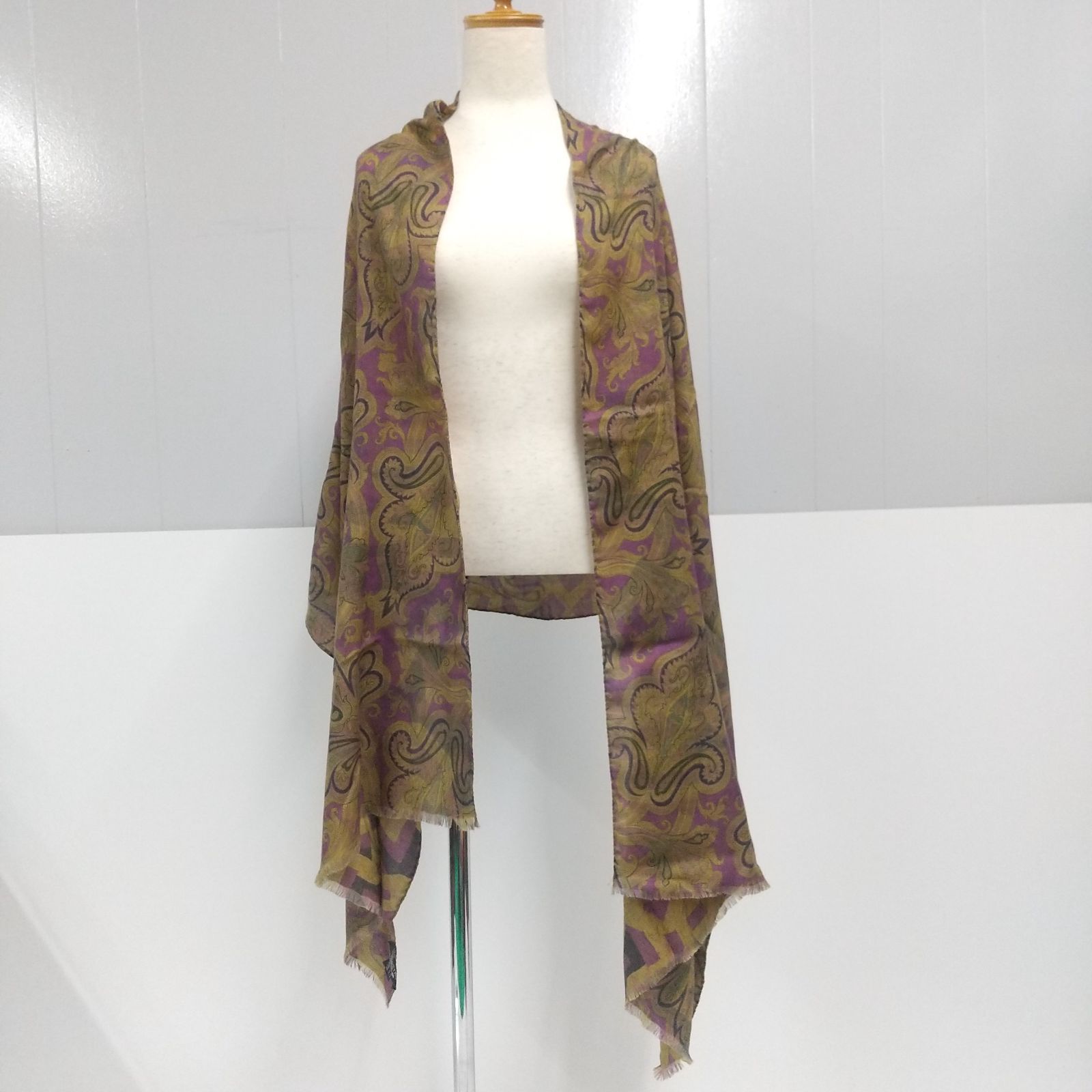 エトロ カシミヤ100% ストール ペイズリー柄 大判 美品 ETRO (エトロ) ペイズリー柄 カシミヤ混ストール