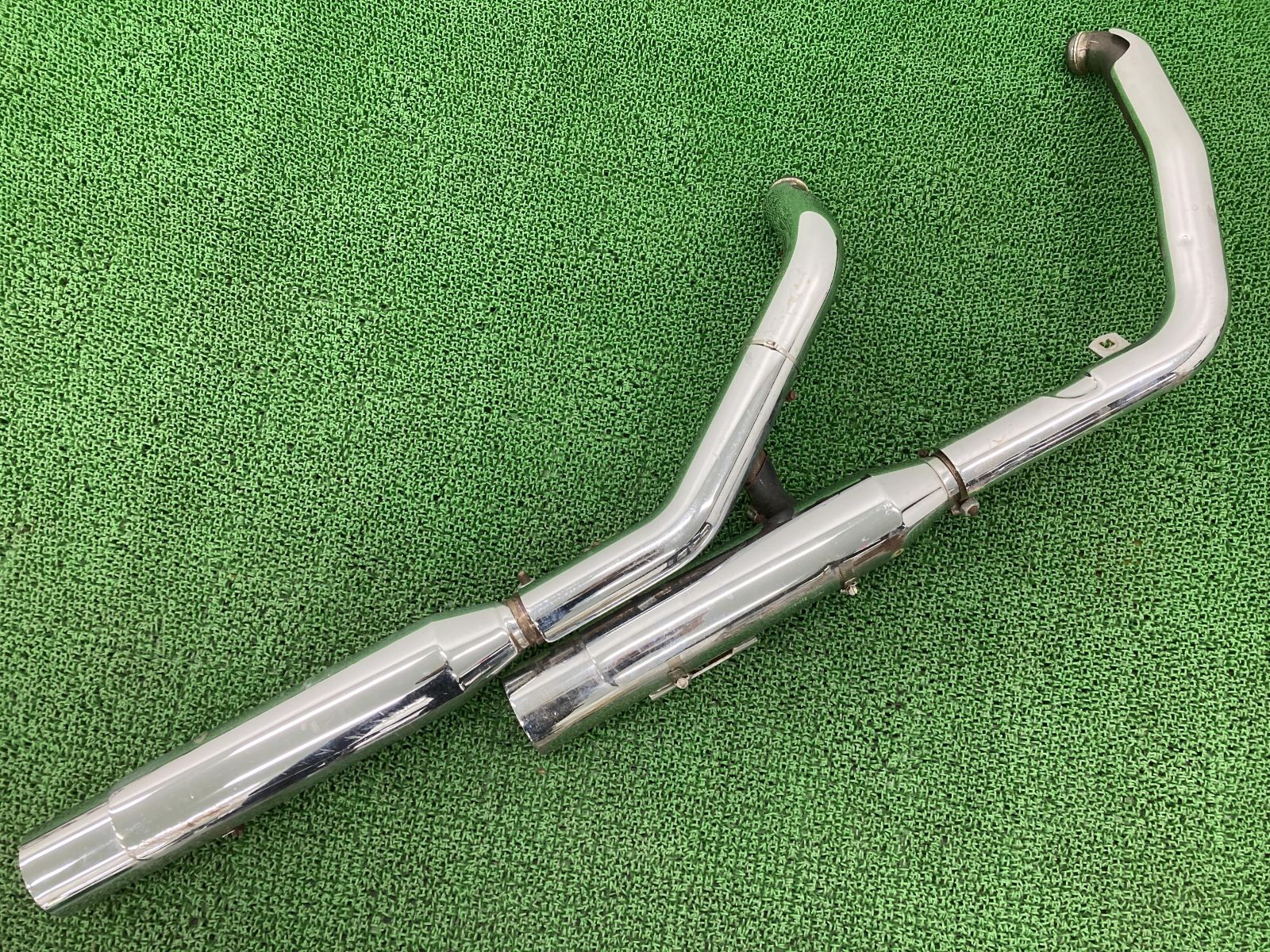 FXDB1580 マフラー 64757-09 ハーレー 純正 中古 バイク 部品 ダイナ