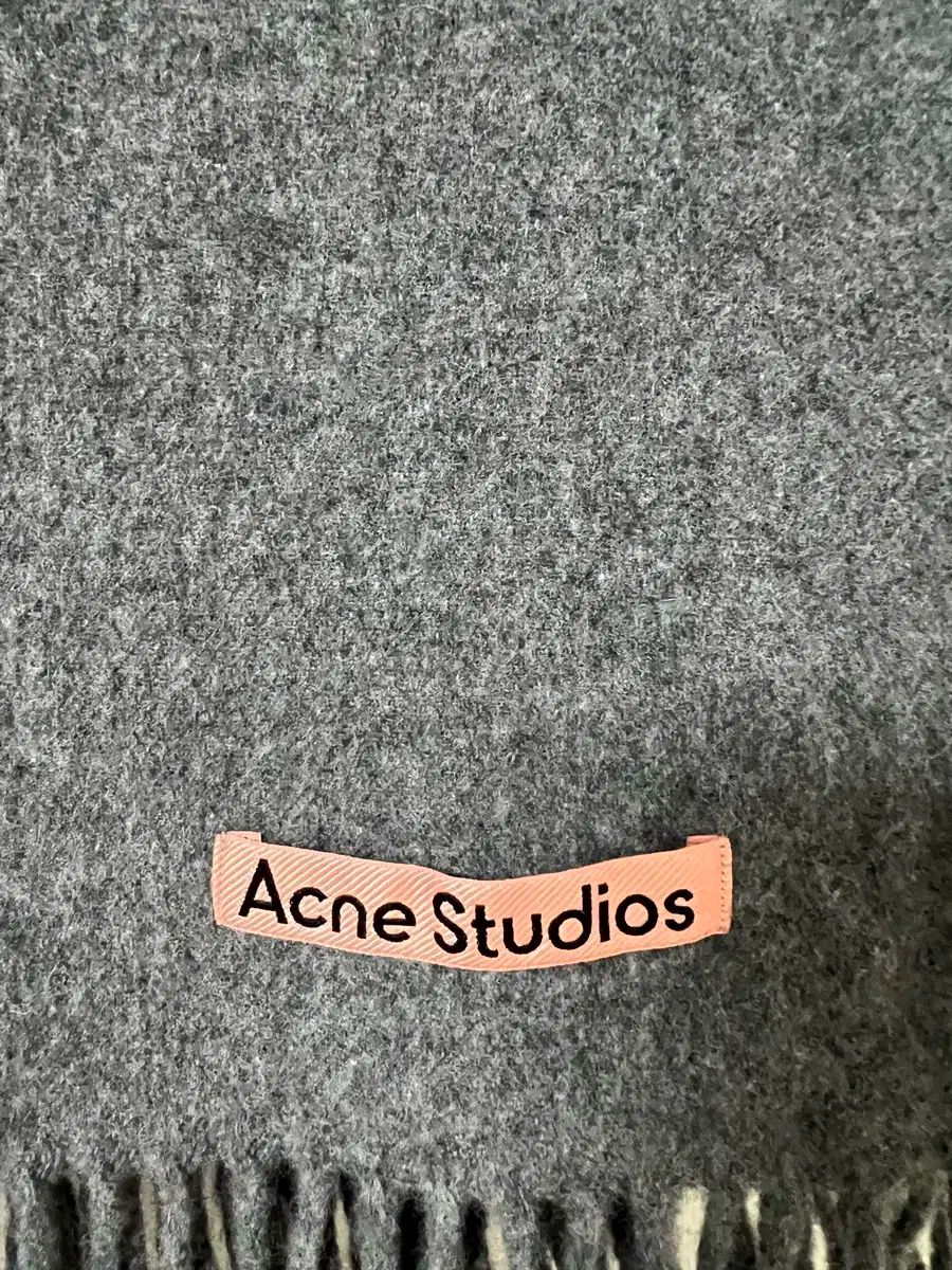 Acne Studios アクネストゥディオズ スタジオ マフラー