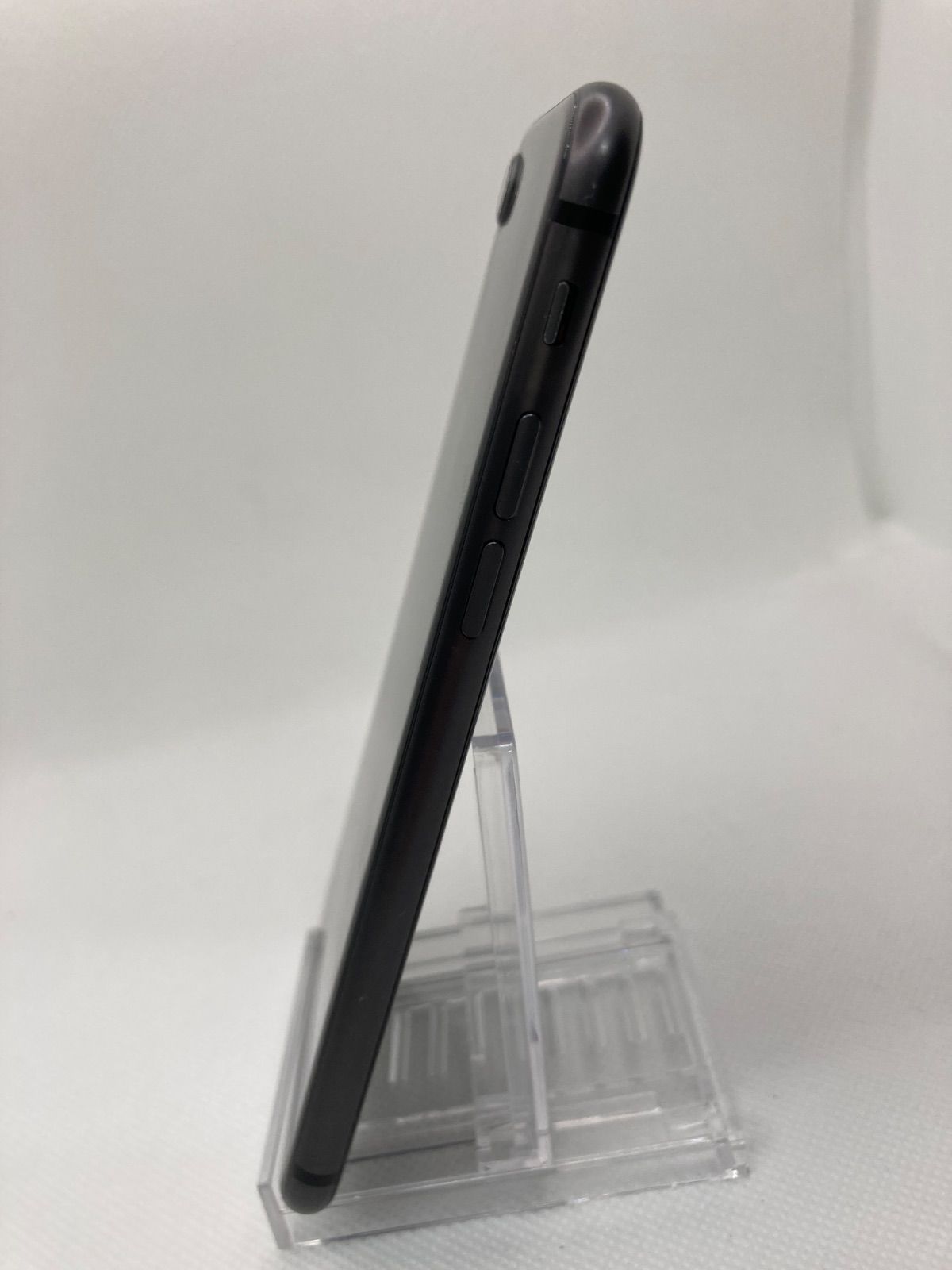 ☆iPhone8 (中古品) ☆ ジャンク SIMロック解除済み 64GB 1256 - メルカリ