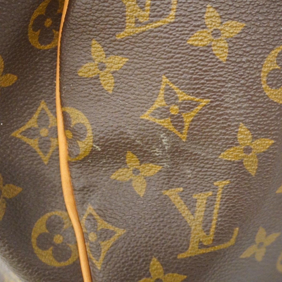 ボストンバッグ